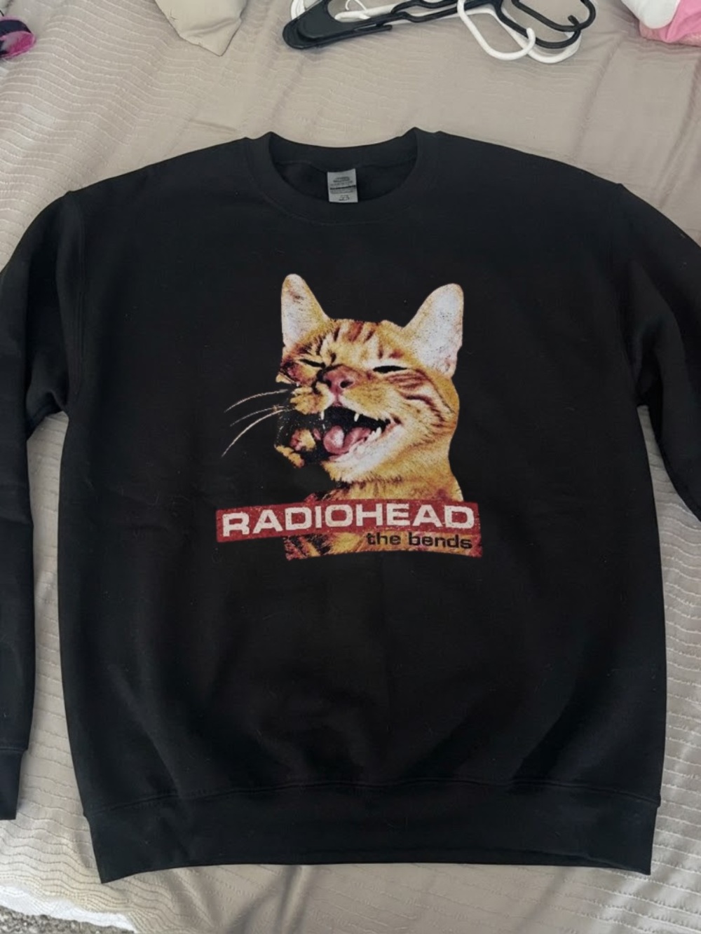 Gildan Black The Bends Cat Graphic Sweatshirt
